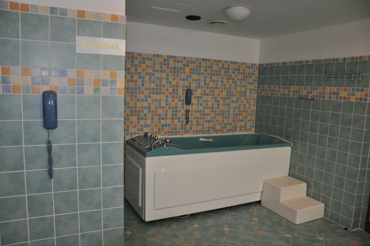 Wellness Hotel Hana Маріанські Лазні Екстер'єр фото
